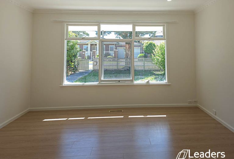 92 Hilton Street, Mount Waverley