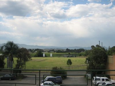 2 / 122A Tongarra Road, Albion Park