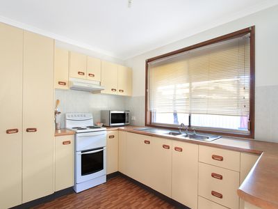 4 / 2 Windang Street, Albion Park Rail