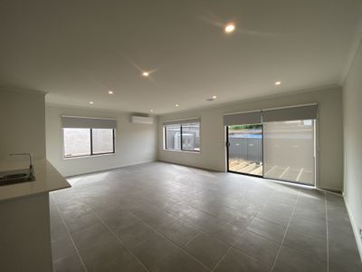 7B Logan Street, Hamlyn Heights
