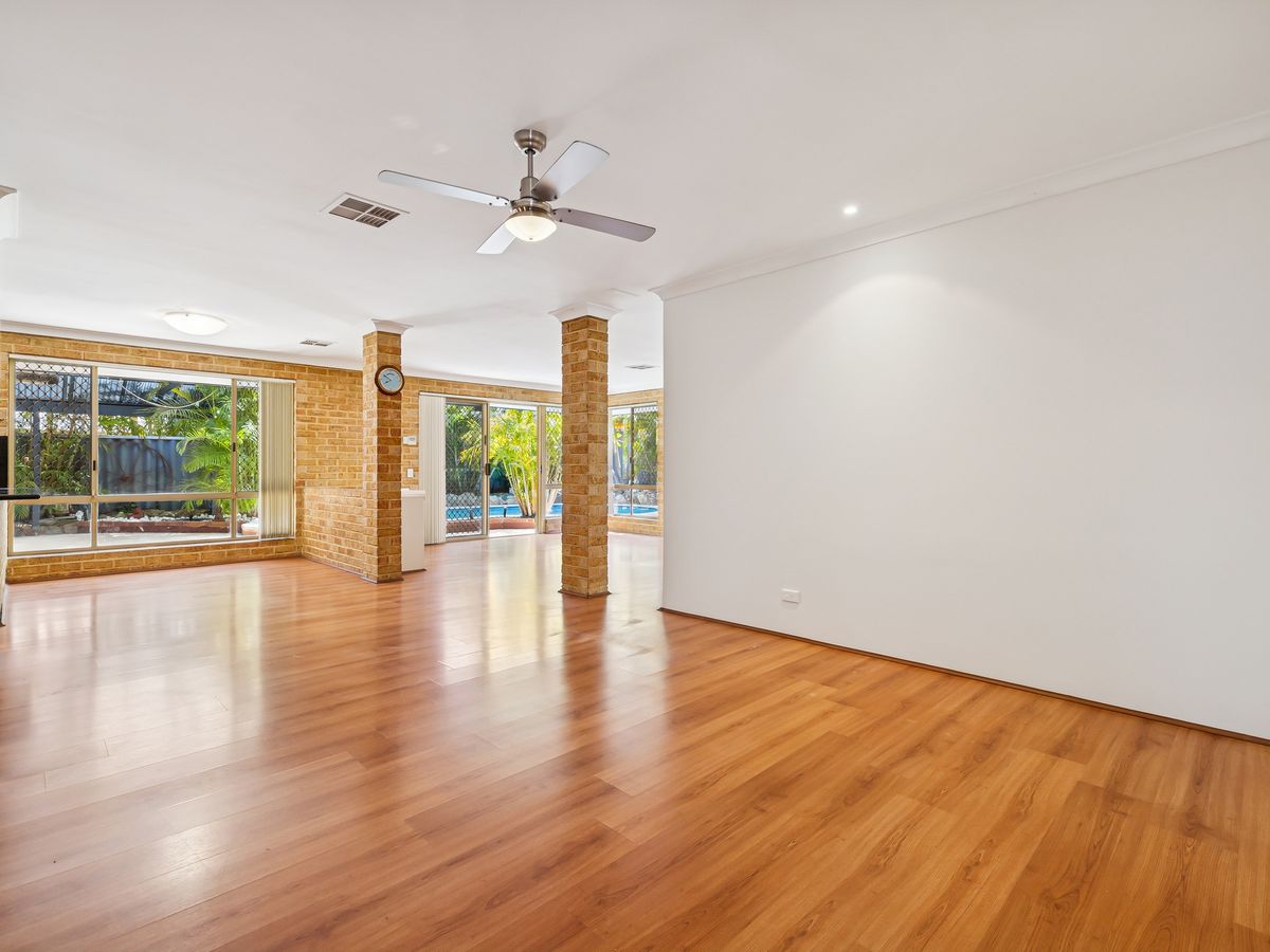 56 Camarino Drive, Woodvale