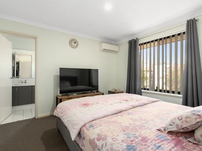 13 / 11 Hazlett Way, Canning Vale