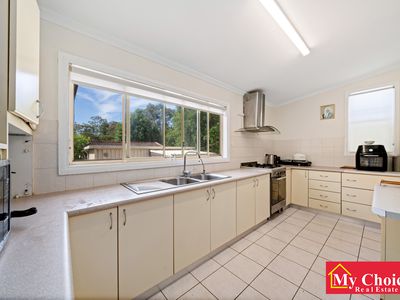 27 McGirr Parade, Warwick Farm