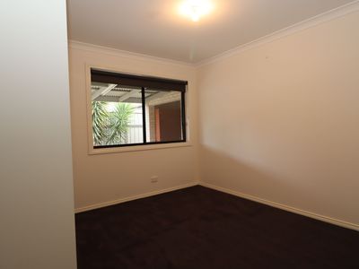 4 Redgum Court, Heathcote