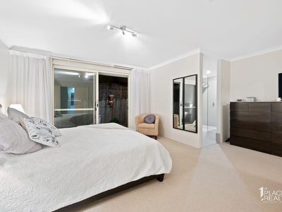 14 Santalum Crcs, Halls Head