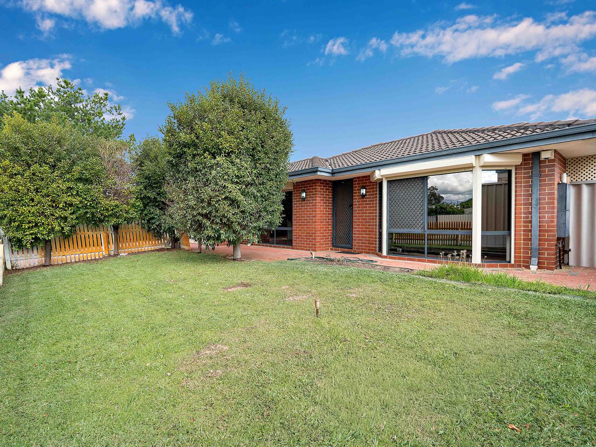 3 Abrolhos Loop, Beckenham, Beckenham - Image 1