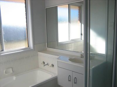 18 Kruger Ave, Windang