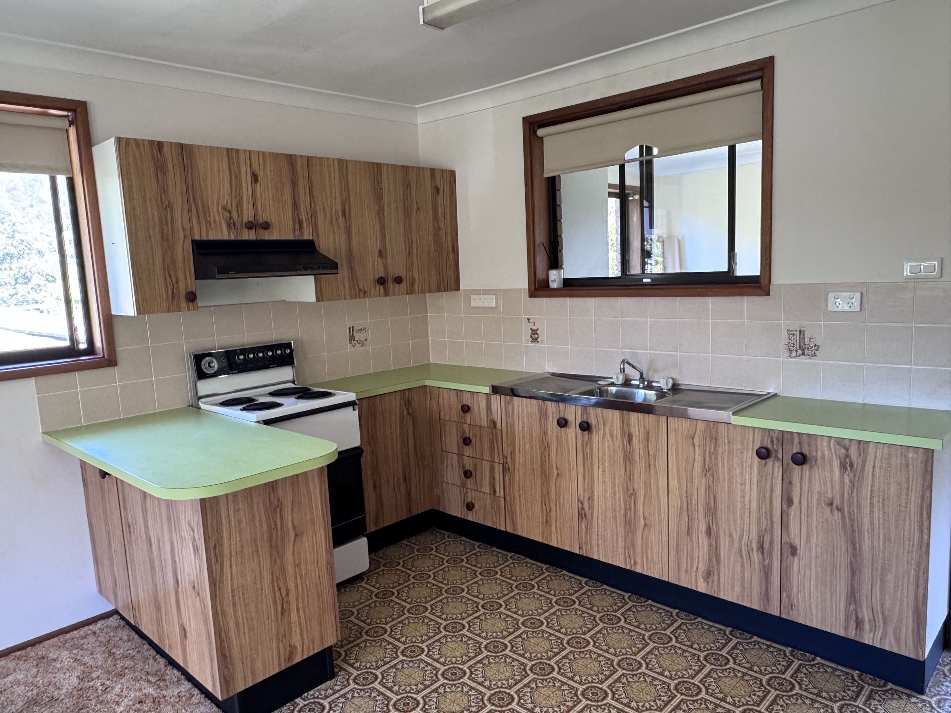 1 Angophora Avenue, Mollymook Beach