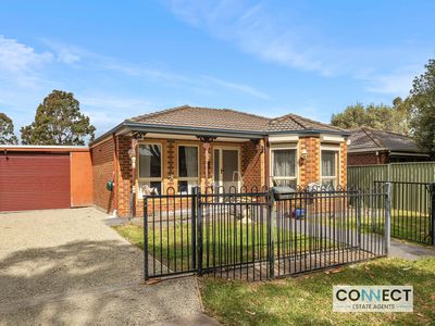 6 Masterton Place, Cranbourne East