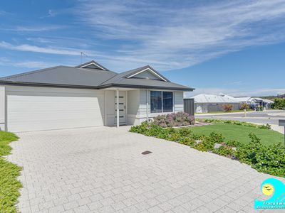2 Paluma Grove, Yanchep