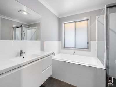 5 Ashbrook Street, Woongarrah