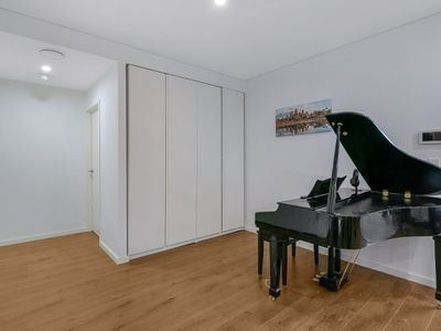 A1004 / 433-439 Princes Highway, Rockdale