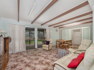 8 Raymond Street, North Ipswich