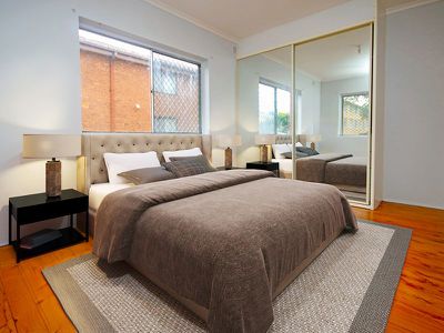 1 / 12 McCourt Street, Wiley Park