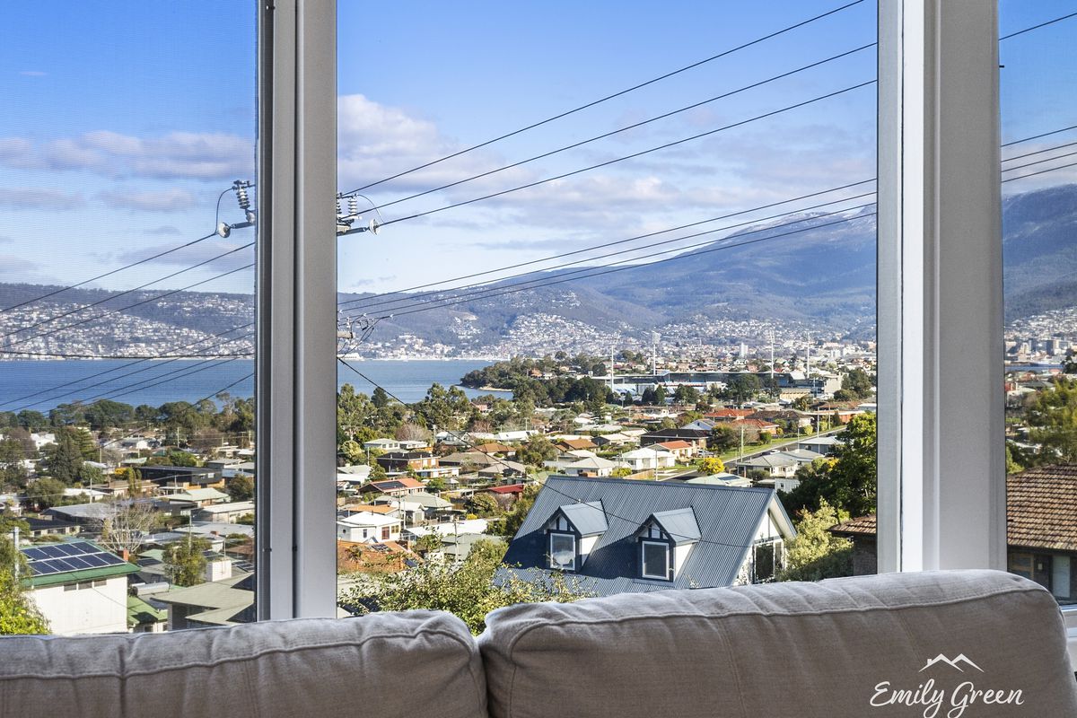 2 / 97-99 Wentworth Street, Bellerive