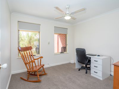 15 Packenham Promenade, Canning Vale