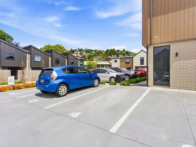 4 Dallas Lane, Caversham