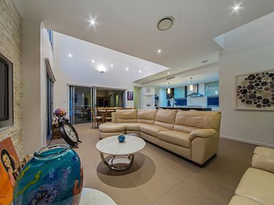 35 Feathertail Pl, Wakerley