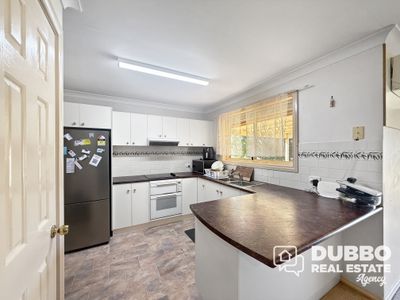 6 Gerber Place, Dubbo