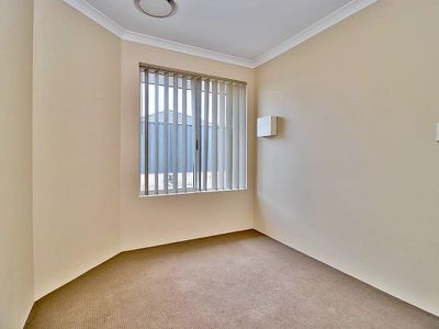 5 / 4 Vigo Cove, Baldivis