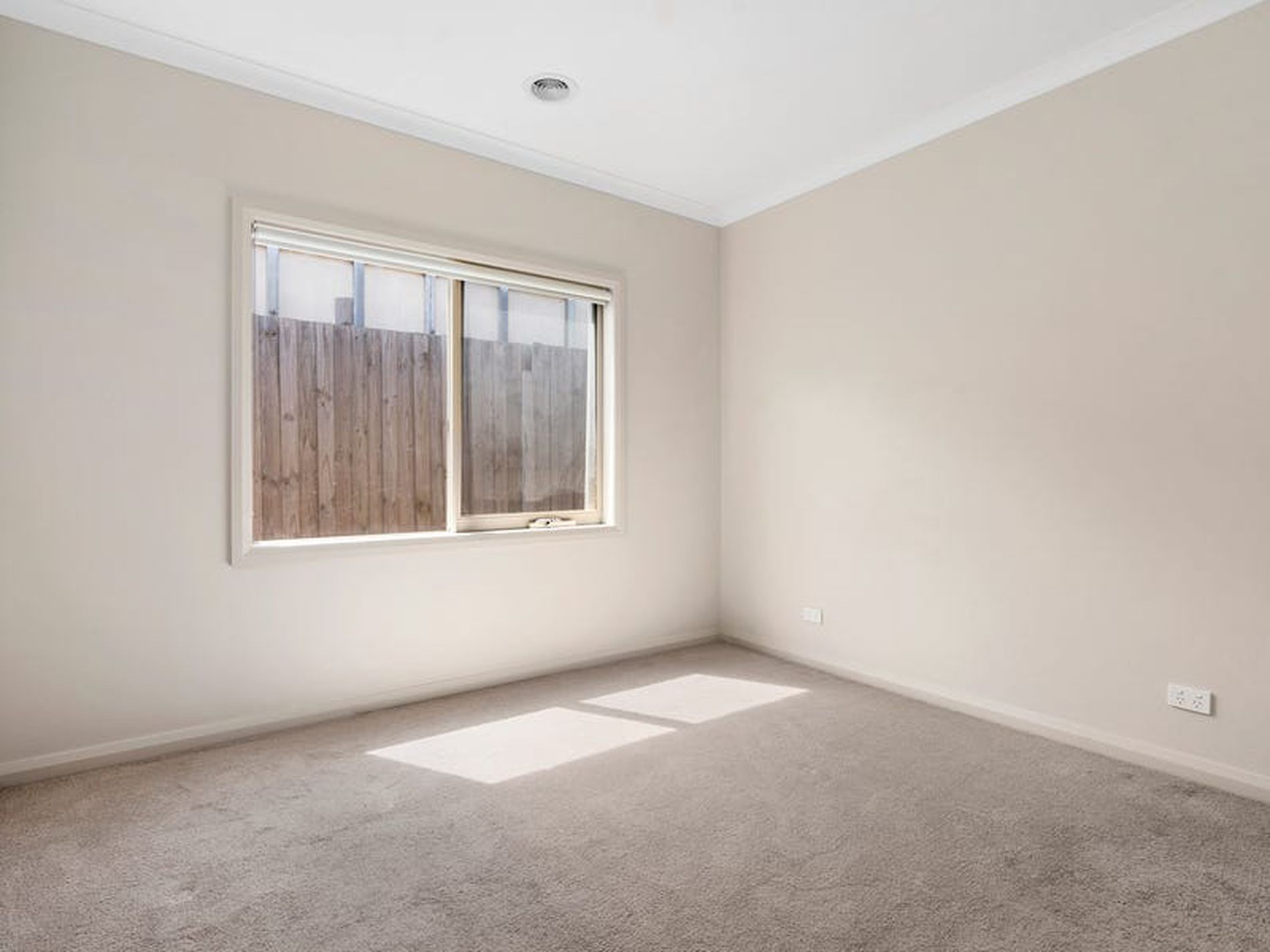 4 / 70-74 Christies Road, Leopold