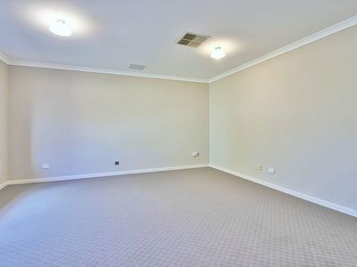 14 Nundle Road , Baldivis