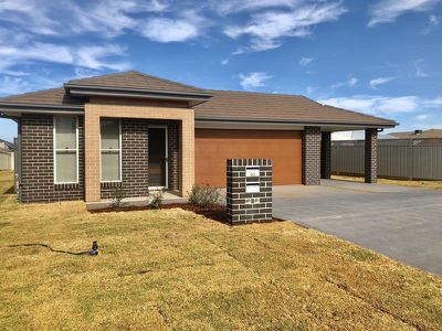 62 Champagne Drive, Dubbo