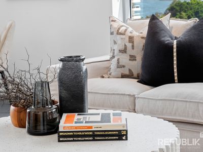 1101 / 4 Como Crescent, Southport