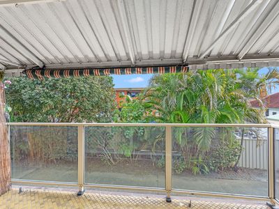 8 / 15 Lake Street, Forster