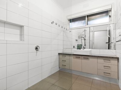 11 Bunton Court, Werribee