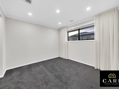 52 Graziers Crescent, Clyde North