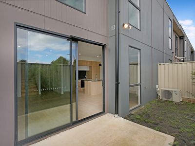 45 Kenswick Street, Point Cook
