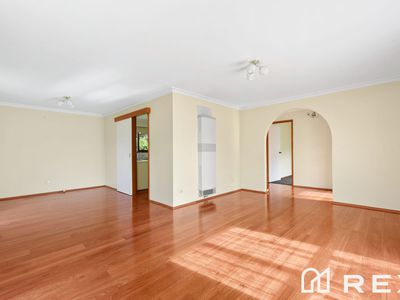 8 Lynne Court, Hallam