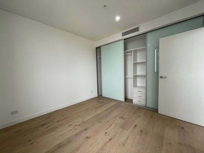 1801 / 7 Deane Street, Burwood