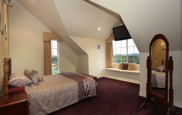 7 Valley Drive, Beaconsfield Upper