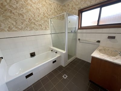 15 Brenner Street , Forbes