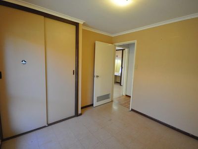 9 Kurrawan Way, Newman