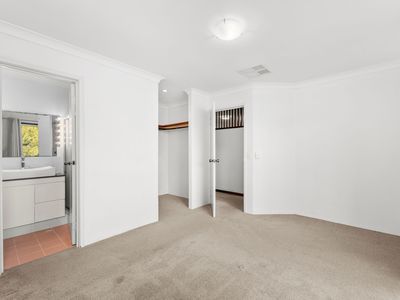 14 Peggs Place, Leeming