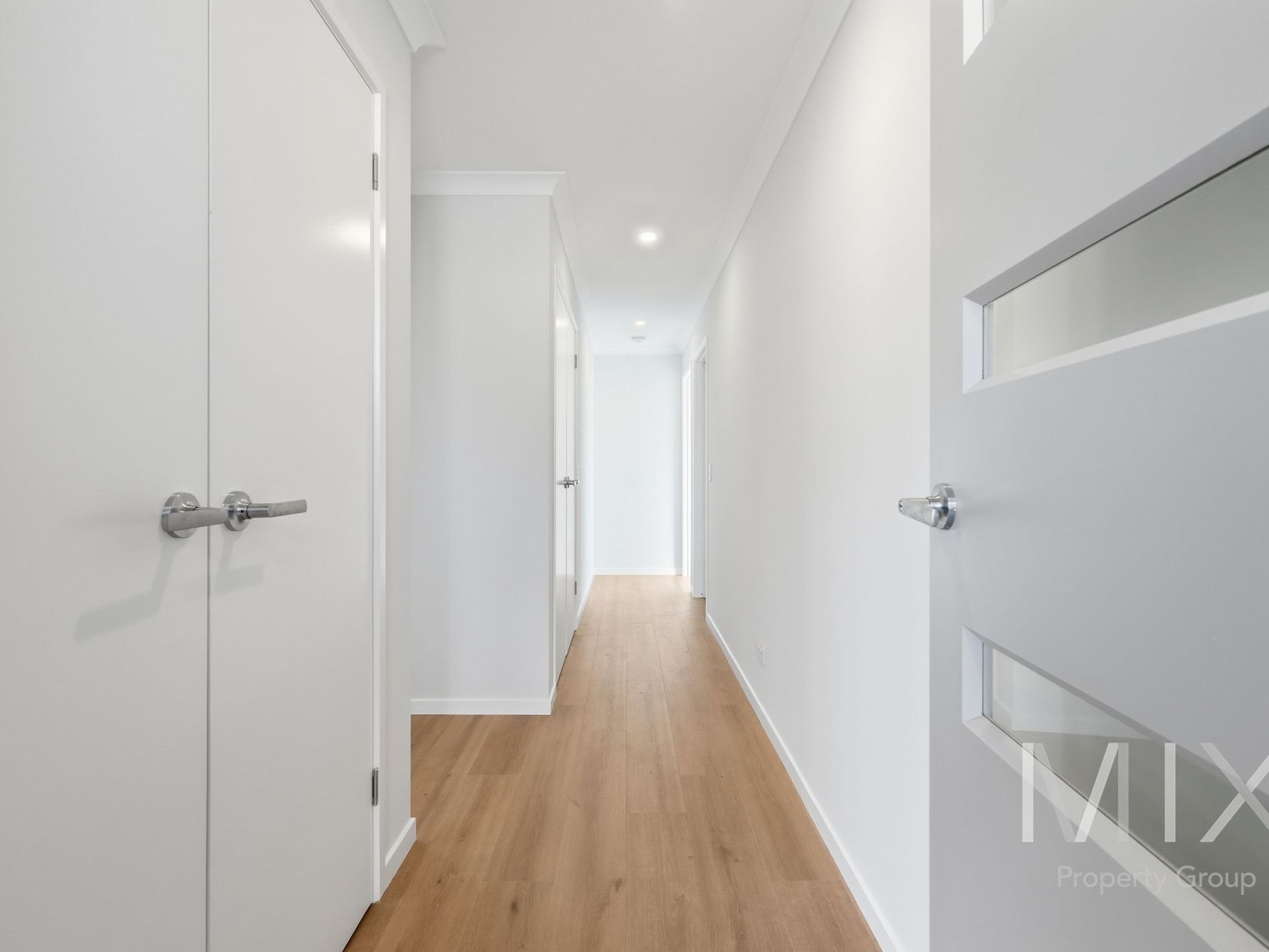 2 / 70 William Street , Brighton