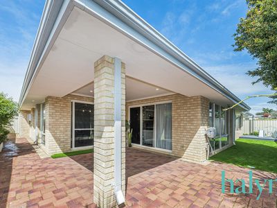 2 / 6 Bruning Road, Manning