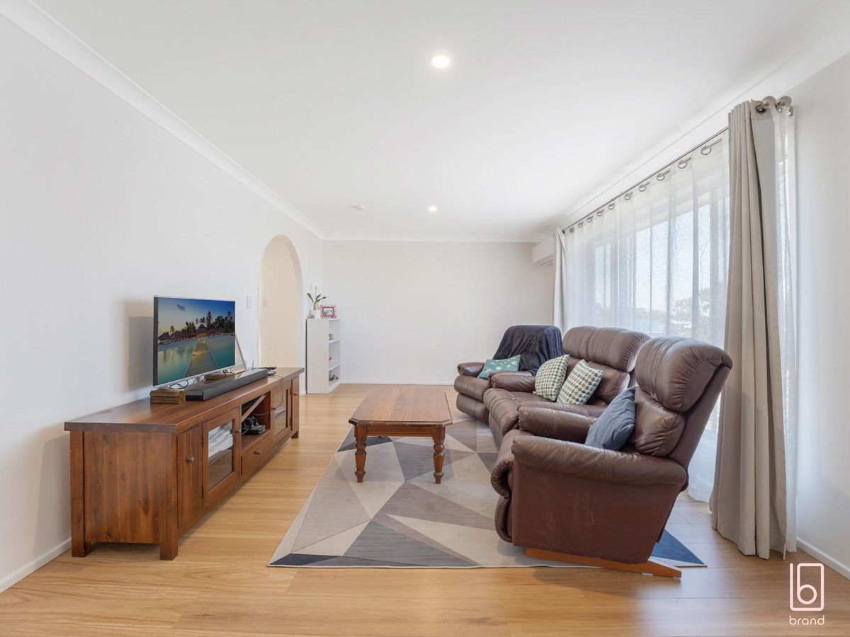 38 Twin Lakes Drive, Lake Haven