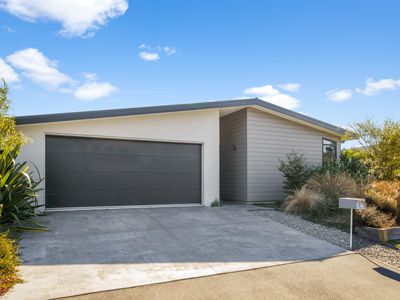 30 Liffey Springs Drive, Lincoln