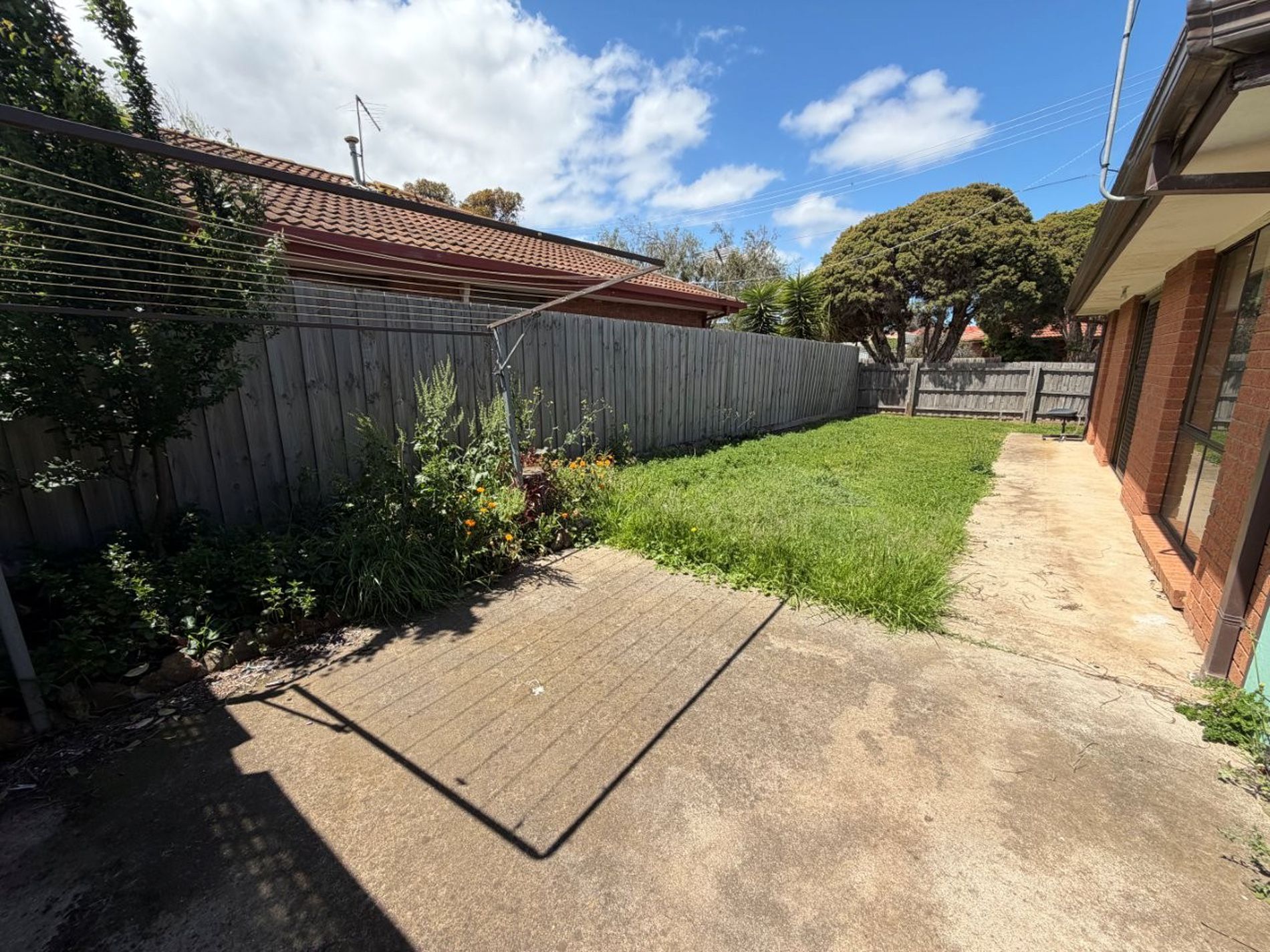 1 / 1 Canterbury Place, Werribee