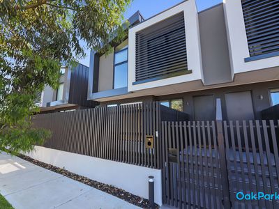 40 Hazel Grove, Pascoe Vale