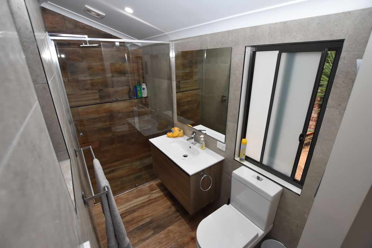 15 Devine Road, Kialla West