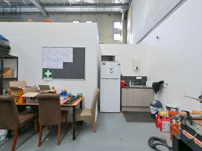 10 / 9 Parkes Street, Cockburn Central