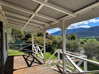 23 Kiewa Valley Highway, Tawonga
