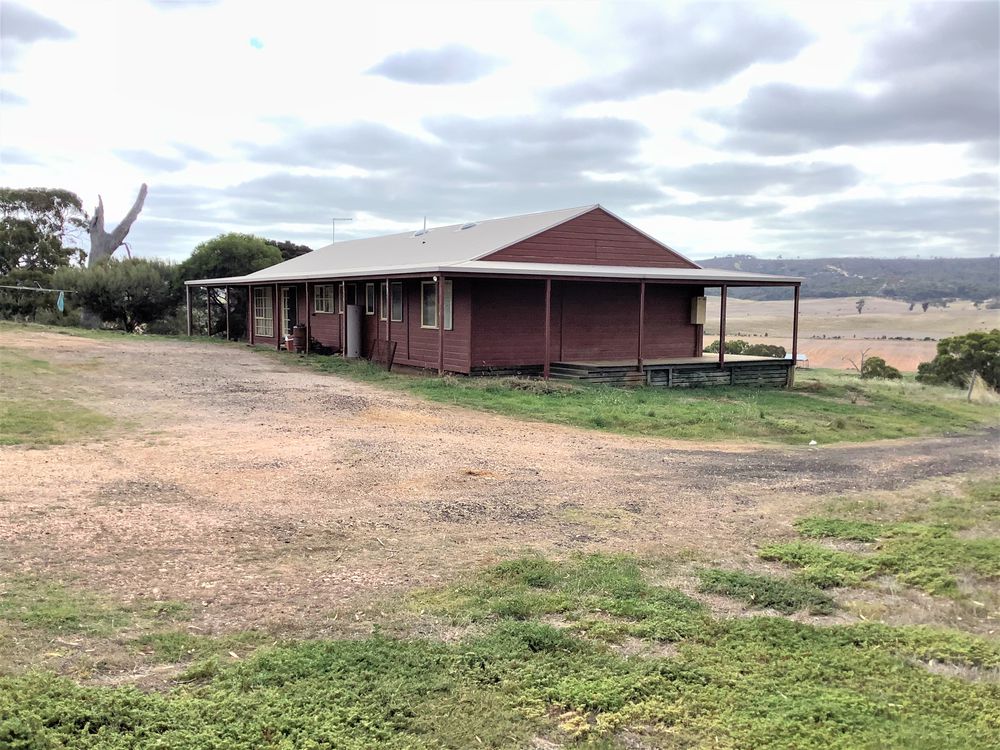 1377 Glenmore Road, Glenmore Arbee Real Estate