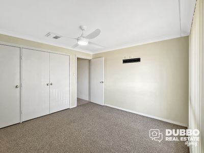 105 Websdale Drive, Dubbo