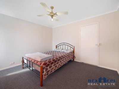 6 Anderson Close, Hampton Park